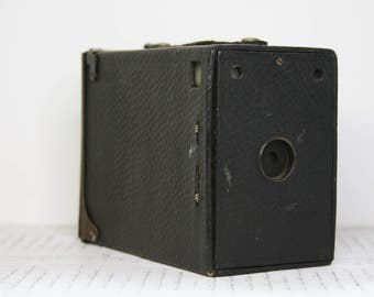 Vintage Box CAMERA- Photography Equipment- Industrial Design- Antique Camera- Vintage Decor- Photo Prop- H19