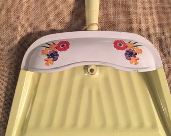 Vintage Metal Dust Pan Yellow w Floral Decor on White Catch all Wall Hanging