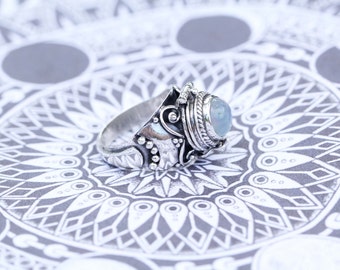 Rainbow Moonstone Locket Ring, Ring, Silver Rings, Boho, Secret Compartment Ring, Poison Ring, 925 Sterling Silver Ring, Moonstone, Don Biu