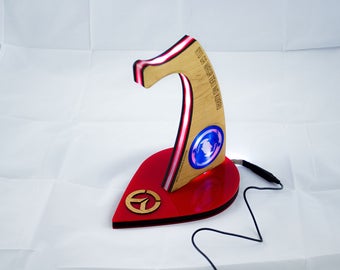 DIY headphone holder, handmade, RGB led Overwatch model Hanzo