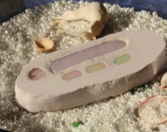 Block / paperweight / book / ornament / ISLAND