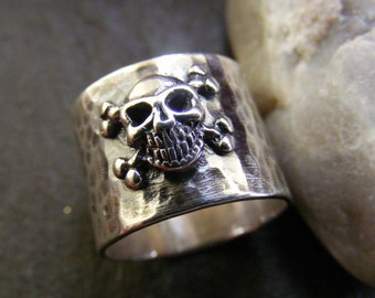 Silver Skull ring with hammered band Rustic oxidized skull and crossbones ring