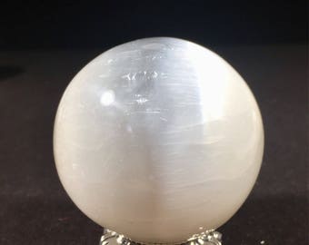 Serene Selenite sphere orb crystal ball E1800252