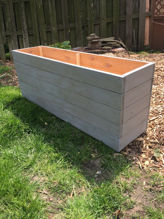 Cedar planter/Planter box/Outdoor storage/Wood planter/Outdoor