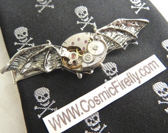 Gothic Tie Bar Halloween Bat Wings Men's Steampunk Tie Clip Silver Bat Tie Clip Vintage Watch Movement Tie Bar New Victorian Men's Tie Clip