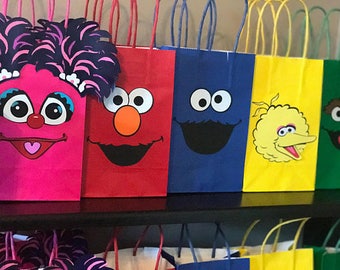 Sesame Street Birthday Party Goody Bags/Birthday Party Supplies/Ideas/Goody/ Goodie/cookie monster/Elmo/Gift/1st birthday/decorations/decor