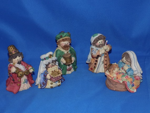 enesco mouse nativity