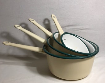 Vintage Lot battery pans Metal enameled Beige & edging green strainer x 4