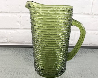 Anchor Hocking Soreno 28 oz Juice Pitcher in Avocado Green