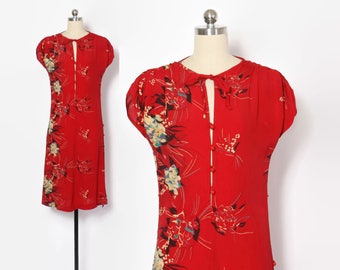 Vintage 70s Floral Print DRESS / 1970s Saucy red Peekaboo Button Side Slit Midi Dress XS