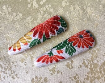 Japanese Silk Vintage Kimono Fabric - 2 Hair Snap Clips - Chrysanthemum