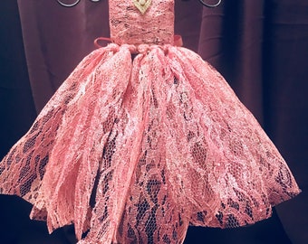 Sparkle Lace Princess Mannequin, Princess Centerpiece, Bridal Centerpiece,Sweet16/Quinceañera Decoration, Wire Mannequin Dress form