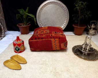 Moroccan vintage boujaad floor cushion,azilal,boujaad,home decor,interior design,gift idea ,house decoration,gift for her,wool,men's gift