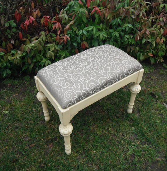 Items similar to Upholstered bench seat on Etsy