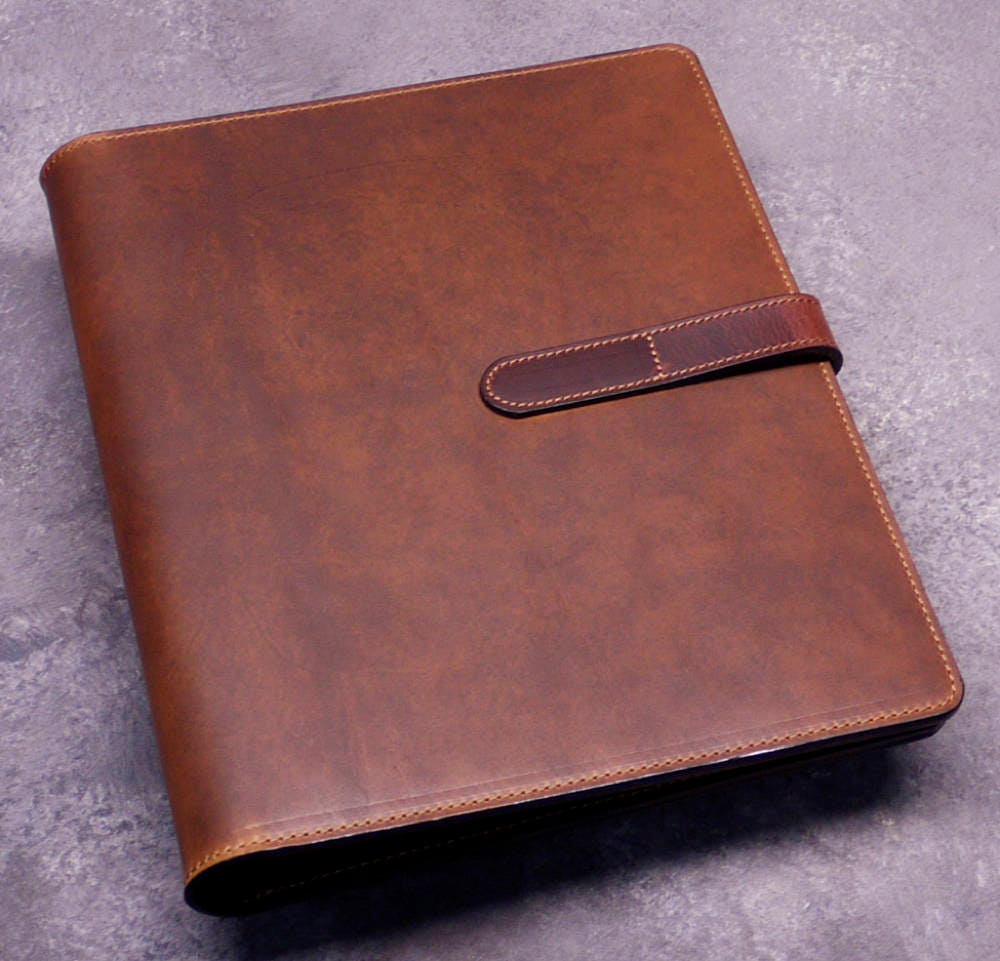 Soho Horween Dublin Leather PadFolio Left-Handed Edition