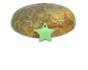 10 sequins 12mm lime green stars