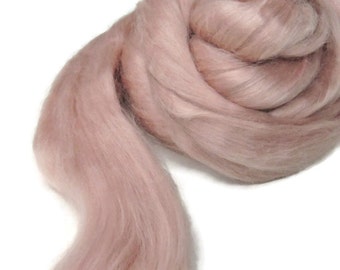 1 oz Tussah Silk Roving , Shell