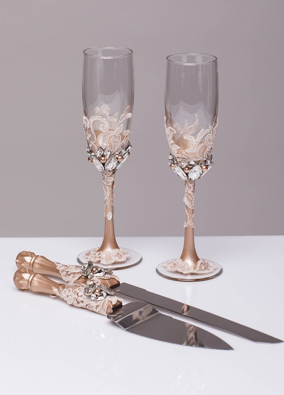 Personalized Wedding  glasses  and Cake  Server  Set  cake  cutter