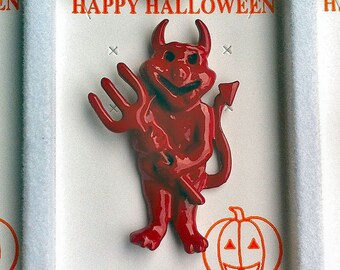 RARE 1960s-70s Vintage HALLOWEEN Pin DEVIL Design