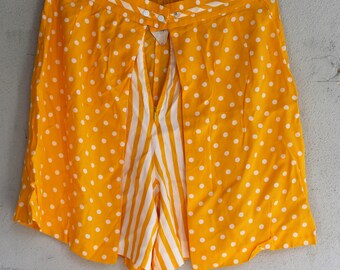 Vintage 80a 90s checkered/polka dot high waisted rayon skort-Used