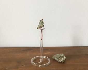 vintage glass test tube bud vase. interior design home decor mid century science bud vase. chemistry vintage glass vase