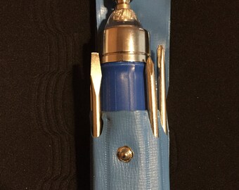 Vintage screwdriver flashligh