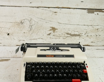 Vintage Brother Accord 12 Typewriter with Case Working Condition 80s' Beige Japan
