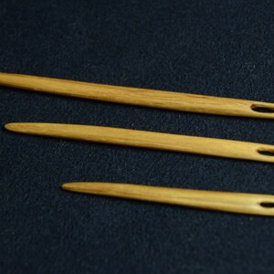 Oak wood nalbinding needles / Handcarved wooden naalbinding needle / Set of 3 nalbinding needles / Wooden needles / Nålebinding / Medieval