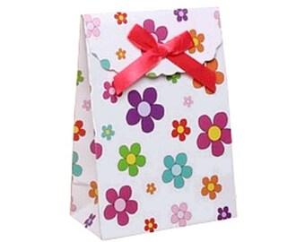 3 13 cm cardstock and Red satin ribbon gift bag