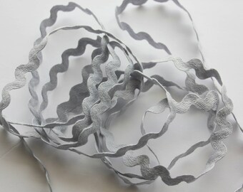 1/2" Rick Rack Trim - Light Gray - Polyester