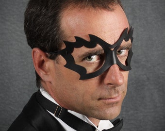SALE! Creature leather mask in black