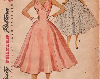 Simplicity 4706 / Vintage 50s Sewing Pattern / Empire Dress / Size 16 Bust 34