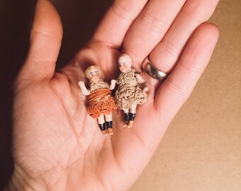 Two antique miniature porcelain dolls, frozen Charlotte, antique dolls, doll house, porcelain, doll, frozen, Charlotte, antique, dolls