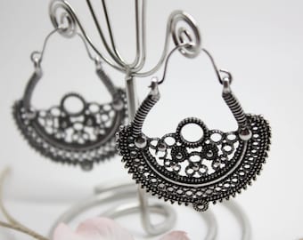 Beautiful earrings vintage style retro-