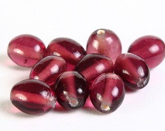 Purple oval beads - Purple glass beads - 8mm x 10mm - 10 pieces (031)