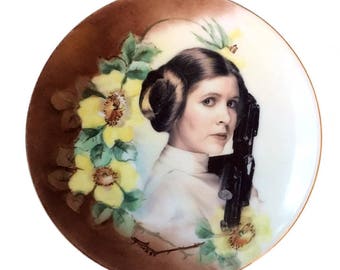 Vintage - Illustrated - Princess Leia - Geek - Plate - Upcycled - Wall Display - Altered - Antique Plate