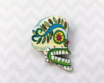 Sugar Skull Brooch, Skull Pin, Day of the Dead Brooch, Day of the Dead Skull, Cinco de Mayo, Kitsch Brooch, Rockabilly Brooch, Pinup Brooch,