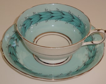 DW Paragon England Garland of Leaves Cup and Saucer