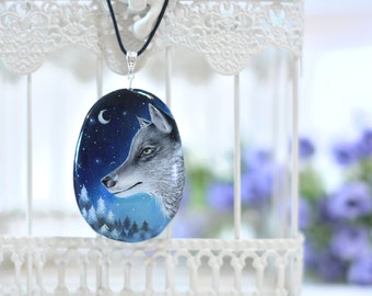 Hand painted stone Wolf pendant/necklace 925 Sterling Silver FREE SHIPPING