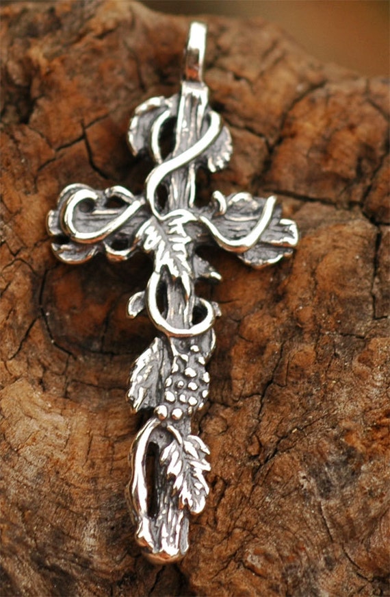 Vines Cross Pendant in Sterling Silver R68