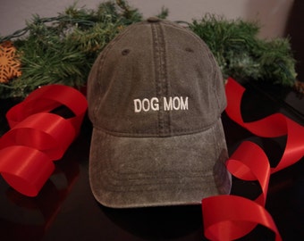 Dog Mom : Embroidered Hat or Visor