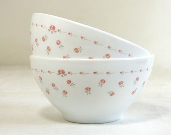Set of 2 shabby pastel pink rose flower ARCOPAL milkglass cafe au lait bowls - French early 80s vintage