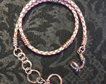 Leather braided bolo bracelet w/charms