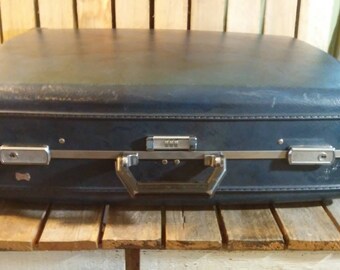 American Tourista Suitcase