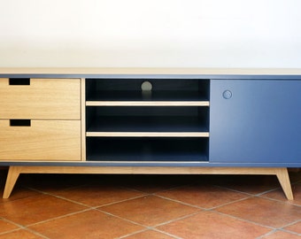 TV in oak and slate grey