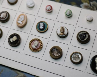 1 Vintage Glass Cameo Shank Button
