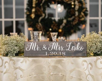 Mr and Mrs Wood Sign | Mr and Mrs Sweetheart Table Sign | Sweetheart Table Sign | Mr and Mrs Sign | Wedding Sign | Mr and Mrs |