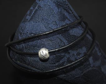 simple black and silver wrap bracelet