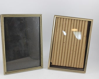 Pair of Vintage Gold Metal 5 x 7 Picture Frames