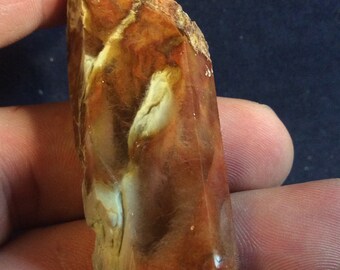 30g amphibole quartz point